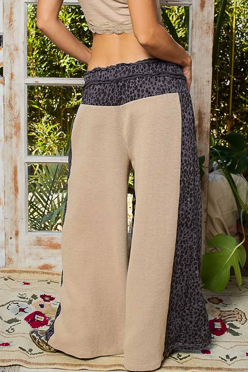 Pol Clothing - Wholesale Pants - Women's - Animal print contrast thermal straight fit knit pants12