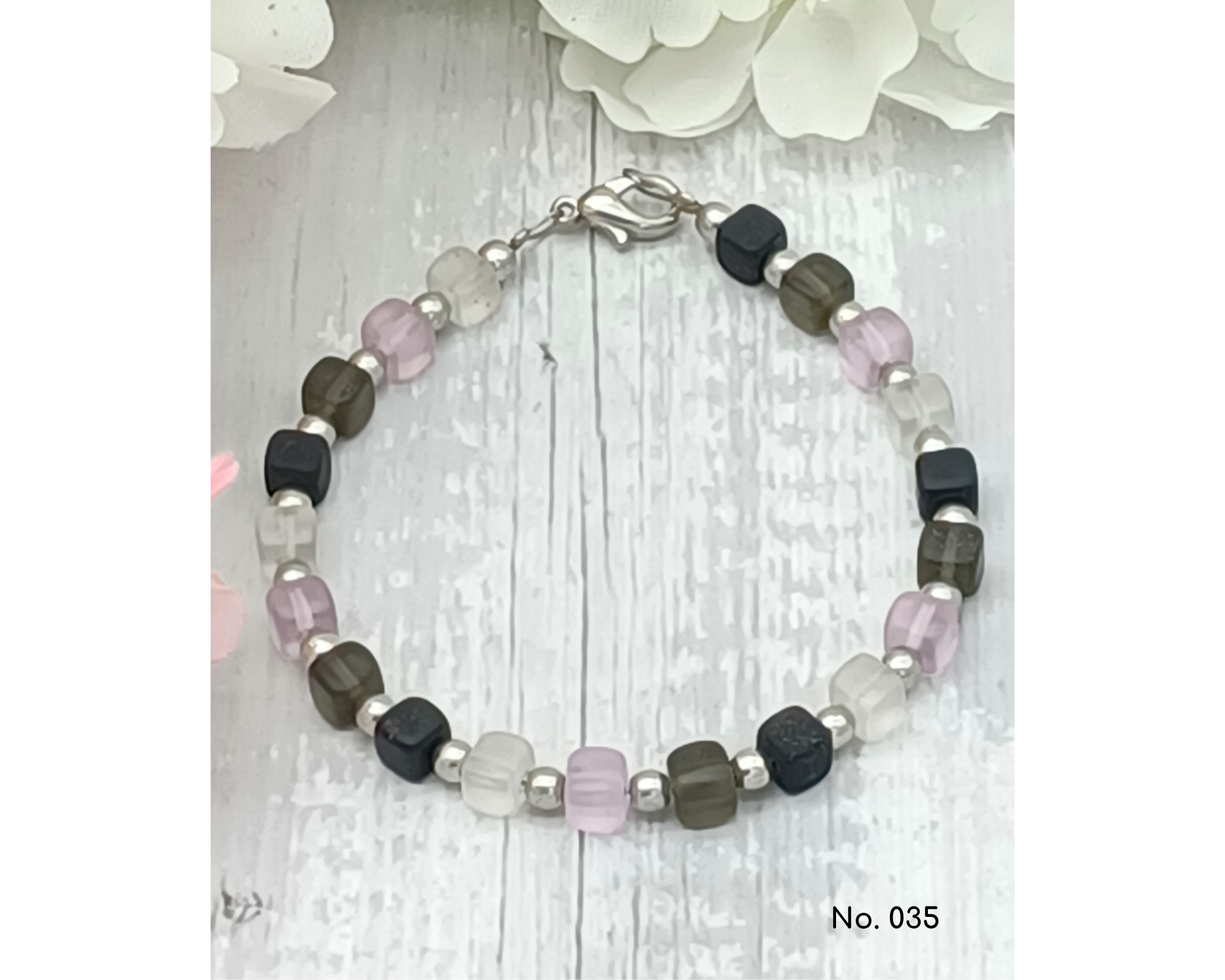 perleperle - Wholesale Beaded Bracelet - Bracelet glass beads, cube shape, Lillie13