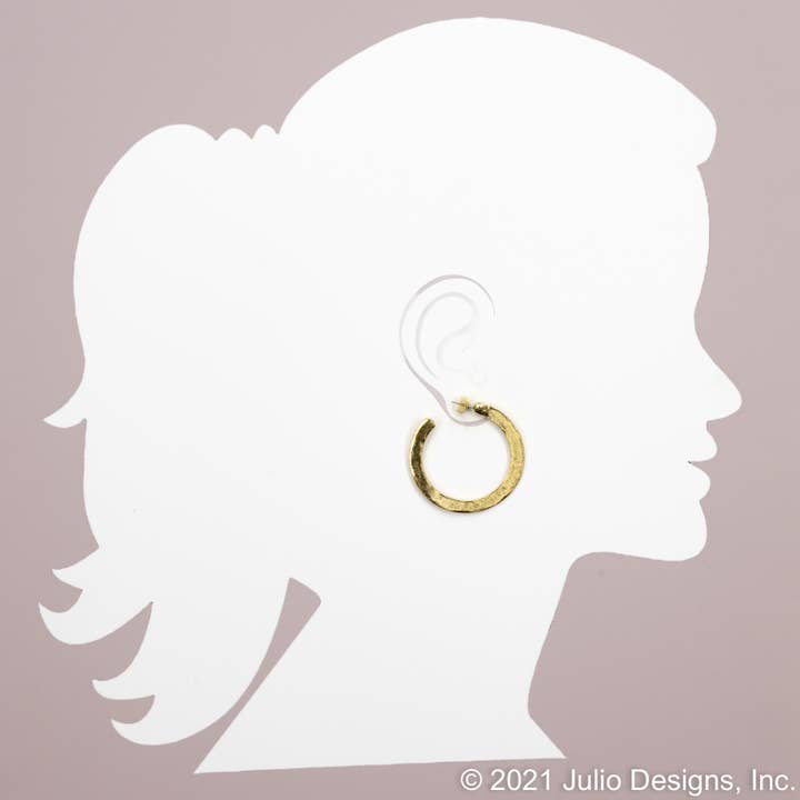 Julio Designs - Venta al por mayor Pendientes de aro - Pendiente de aro ER504 con filo de cuchillo martillado, 2 pulgadas de diámetro1