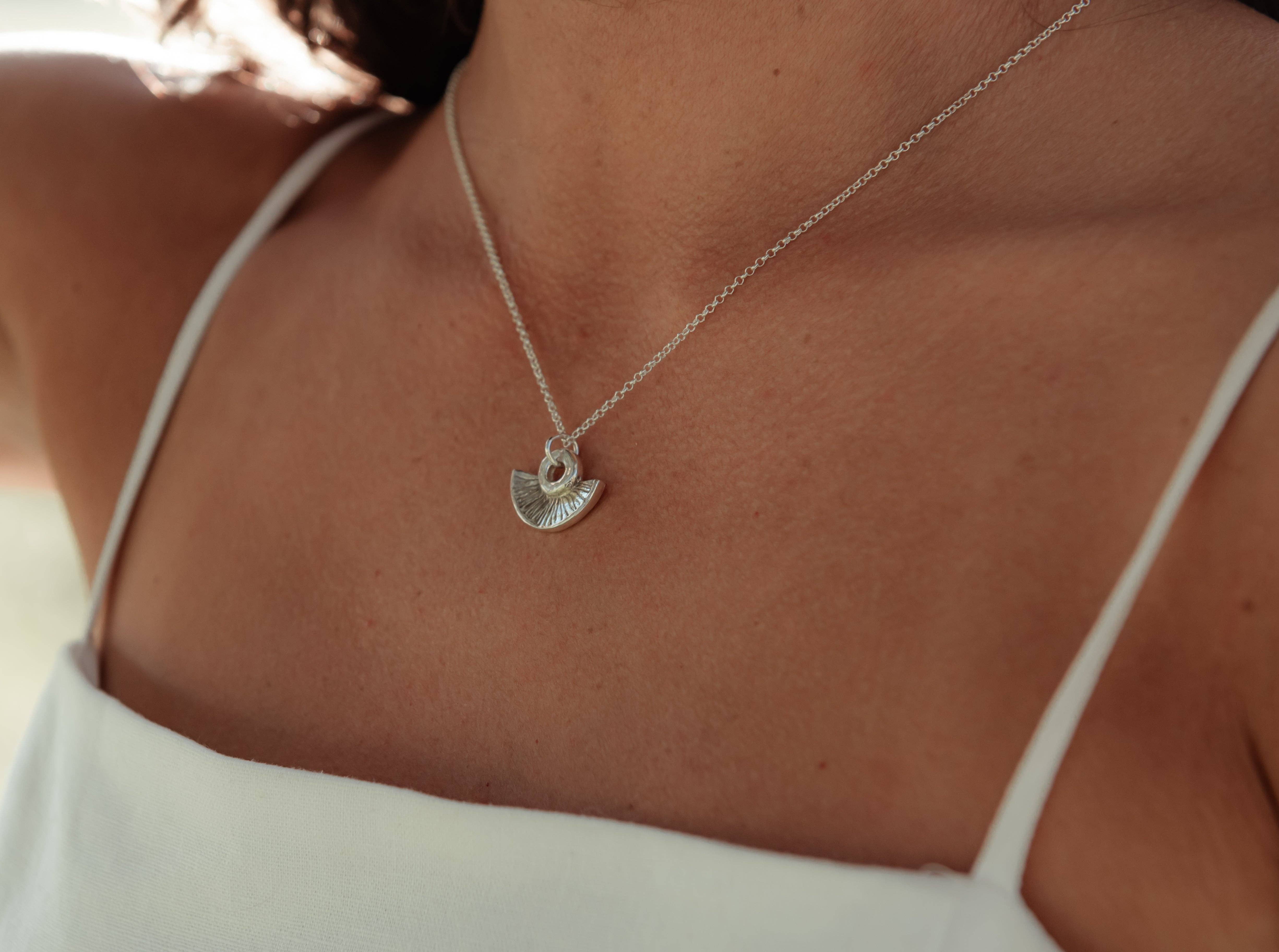 Nordic Pine - Venta al por mayor Collares con colgantes/abalorios - Collar Bellatrix1