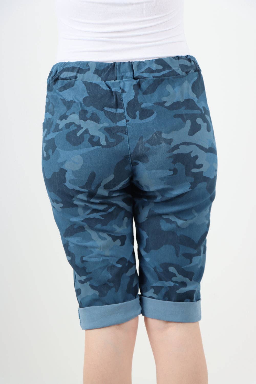 Miss Bold – wholesale Shorts – Women’s – Italian Camouflage Magic Chino Shorts47