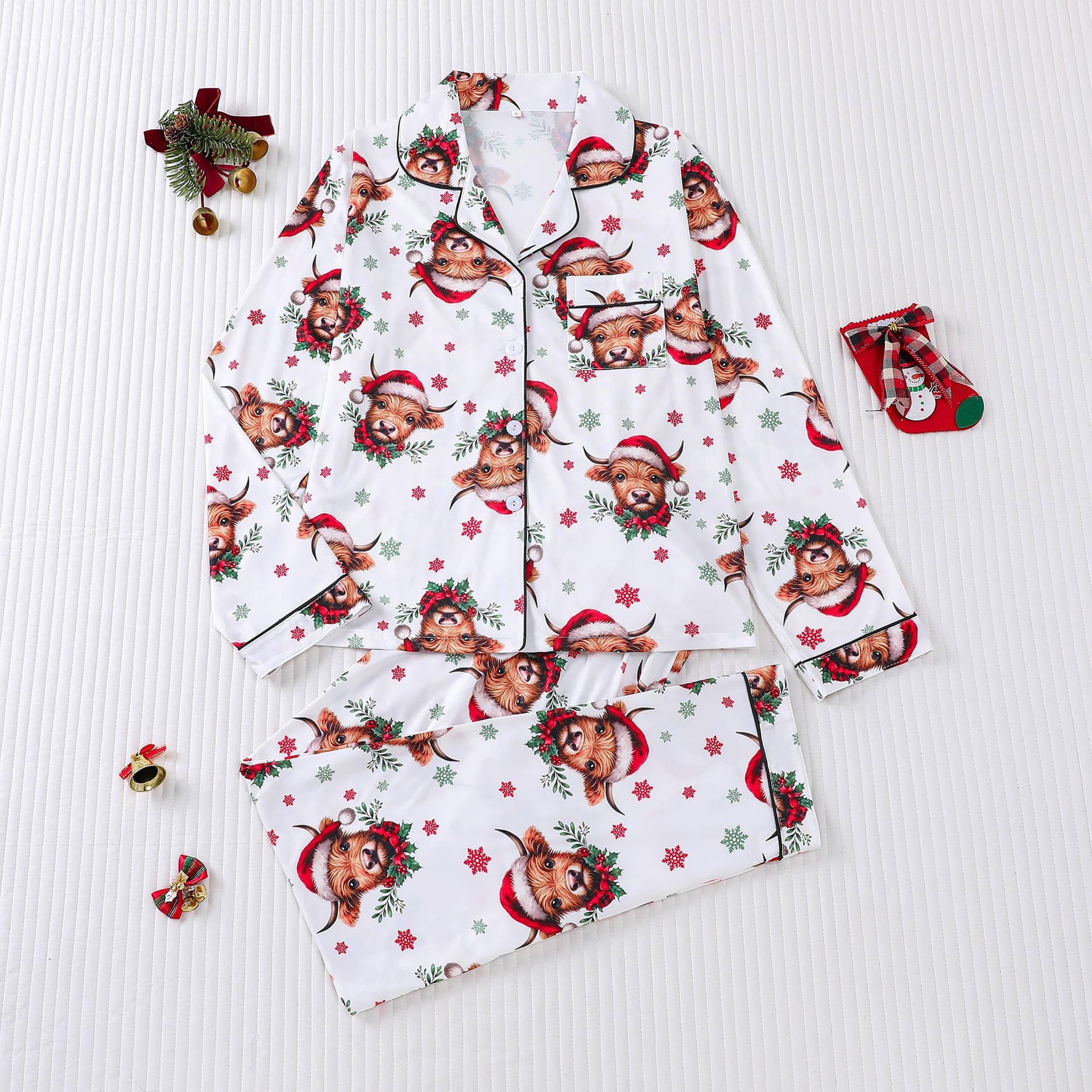 Rosa Clothing - Wholesale Sleepwear Set - Women's - Cozy & Soft Christmas Theme Print Long Pajama Set2
