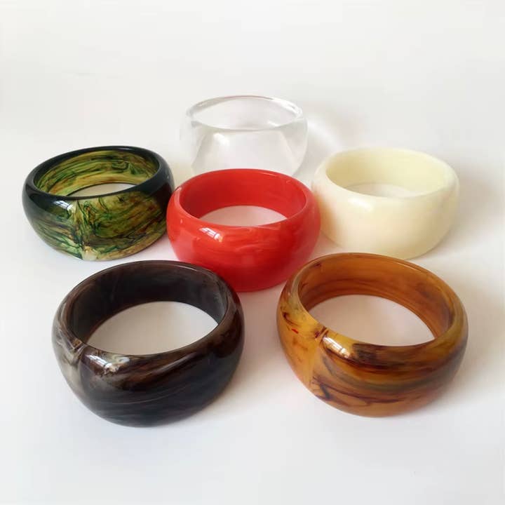 Folie à Trois - Wholesale Bangle Bracelet - Ivana Acrylic BRACELET
