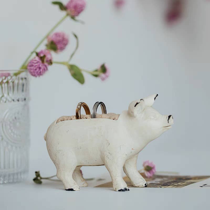 Vagabond Vintage - Wholesale Jewelry Stand & Display - RESIN PIG JEWELRY HOLDER1