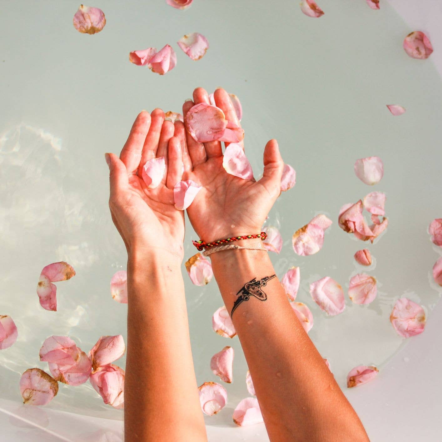 Natural Wholesale - Wholesale Face & Body Mist/Water - Rose Water (Hydrosol) - 100% Pure | Wholesale Bulk4