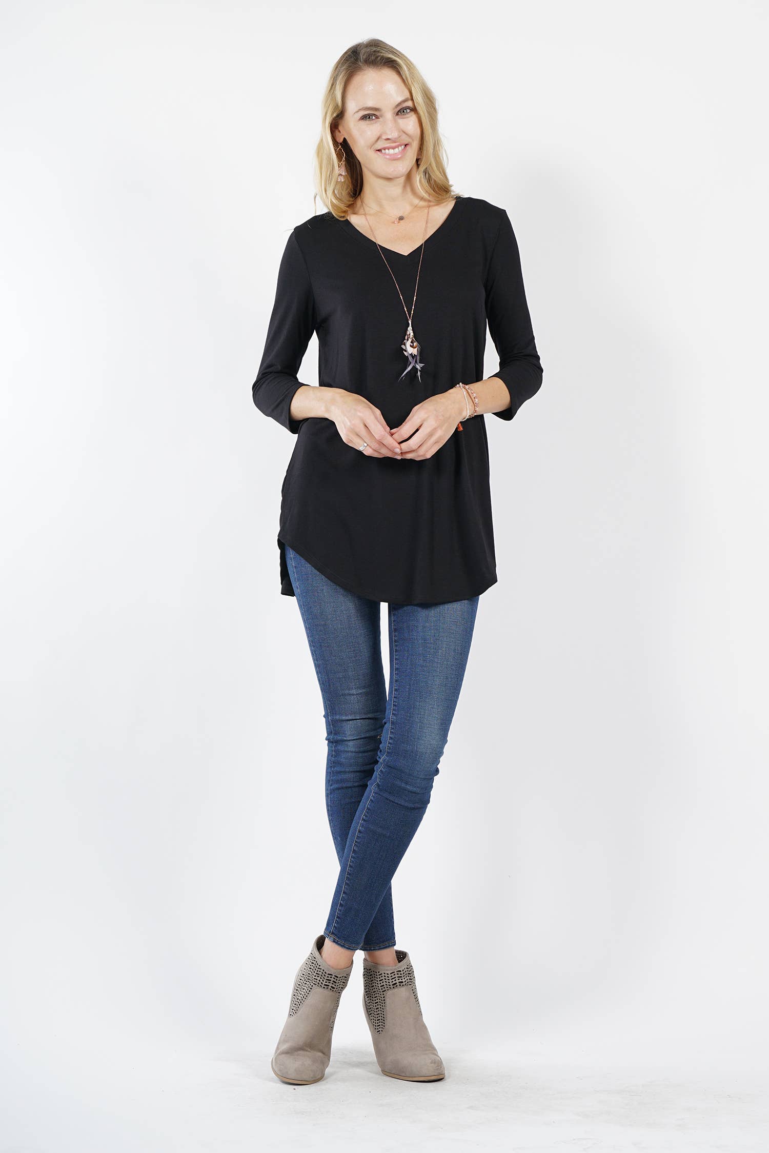 42POPS - Vendita all'ingrosso Top in maglia - Donna - .....1015 Top a Maniche 3/4 con Scollo a V Vendita Campione SI-1083210