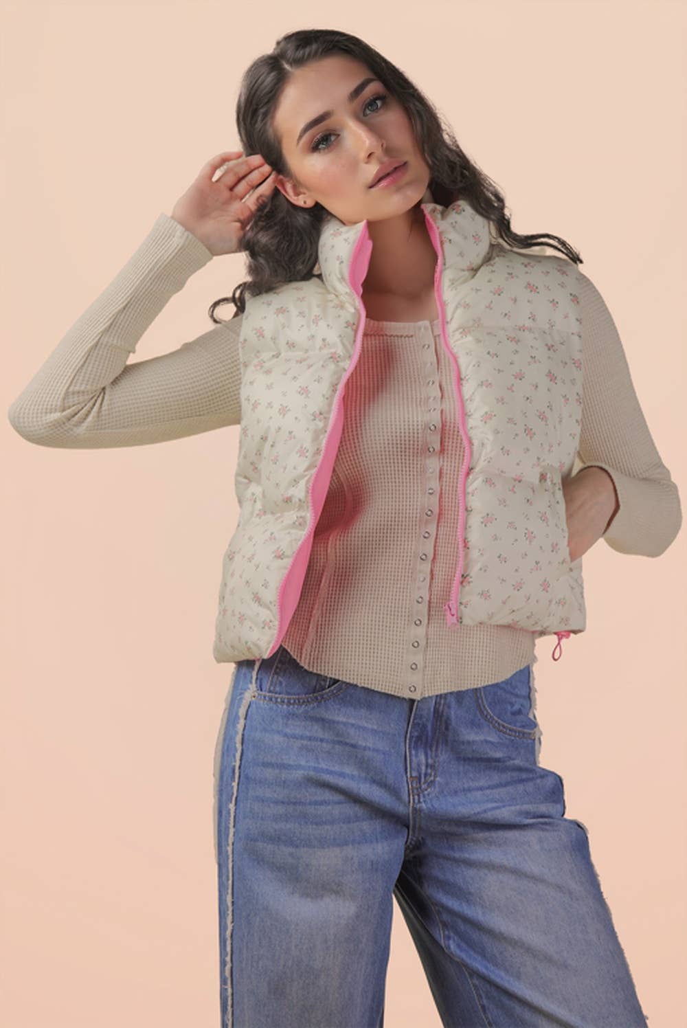 VERY J - Wholesale Outerwear Vest - Women's - NJ90395-Floral Printed Cropped Puffer Vest16
