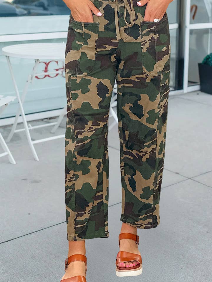 Camouflage Print Drawstring Patch Pocket Barrel Jeans for wholesale by 66DISCO