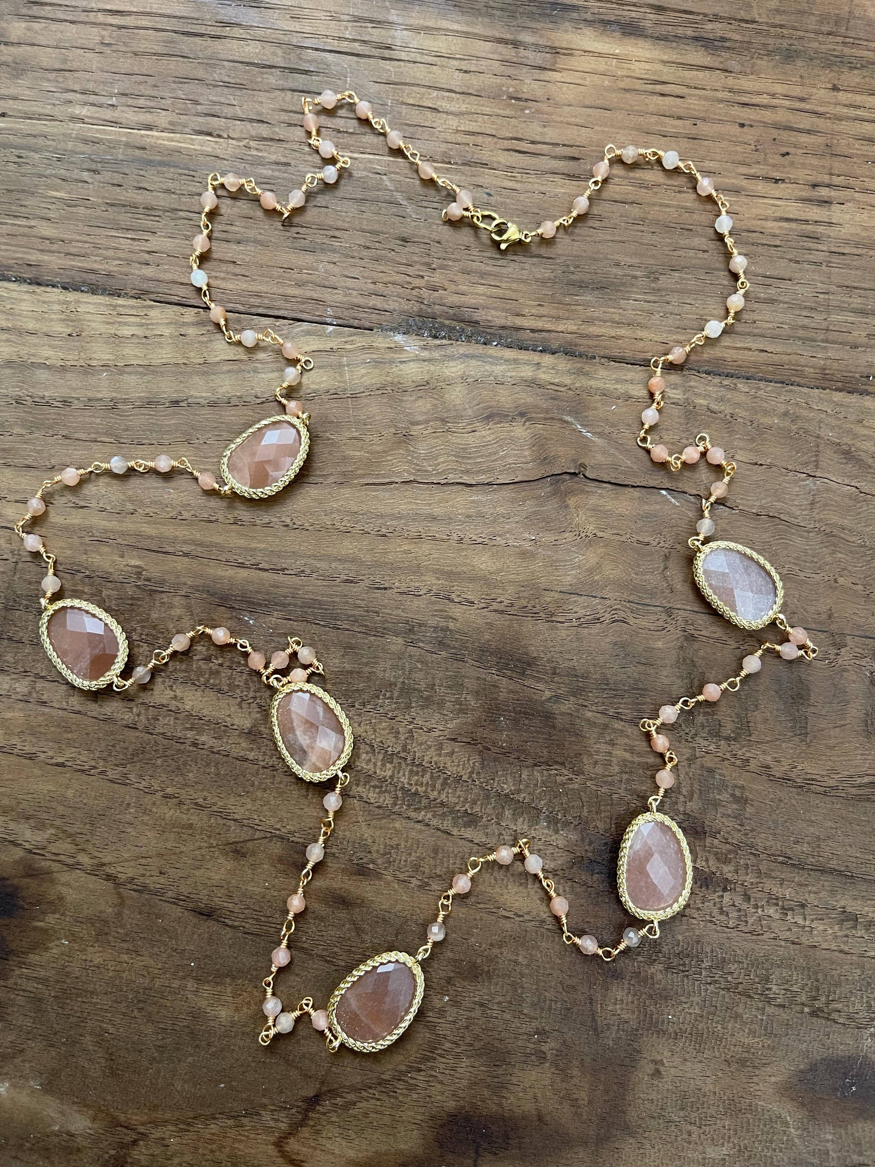 LARA UNDICI ACCESSORI SRLS - Wholesale Beaded/Pearl Necklace - PASTIGLIETTA17