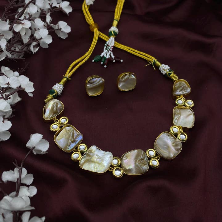 Mother Of Pearl Choker Set - Gold Tone Kundan Style Jewelry for wholesale by Quirky Fashions