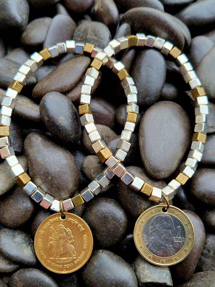 Bracelet à perles carrées pour la vente par World Links