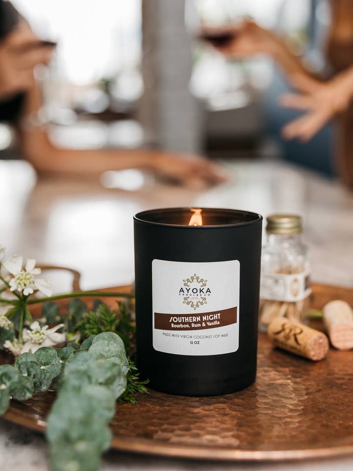 Bougie Southern Night pour la vente par Ayoka Essentials
