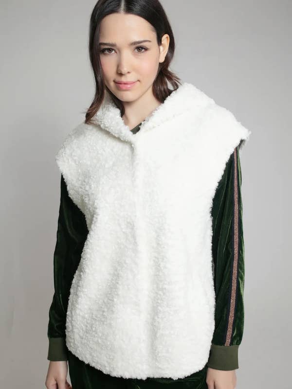 TRINITY GILET IN CREAM for wholesale by NOOKI DESIGN LTD