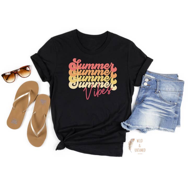 Summer Vibes skjorta för wholesale av Wild & Untamed Designs