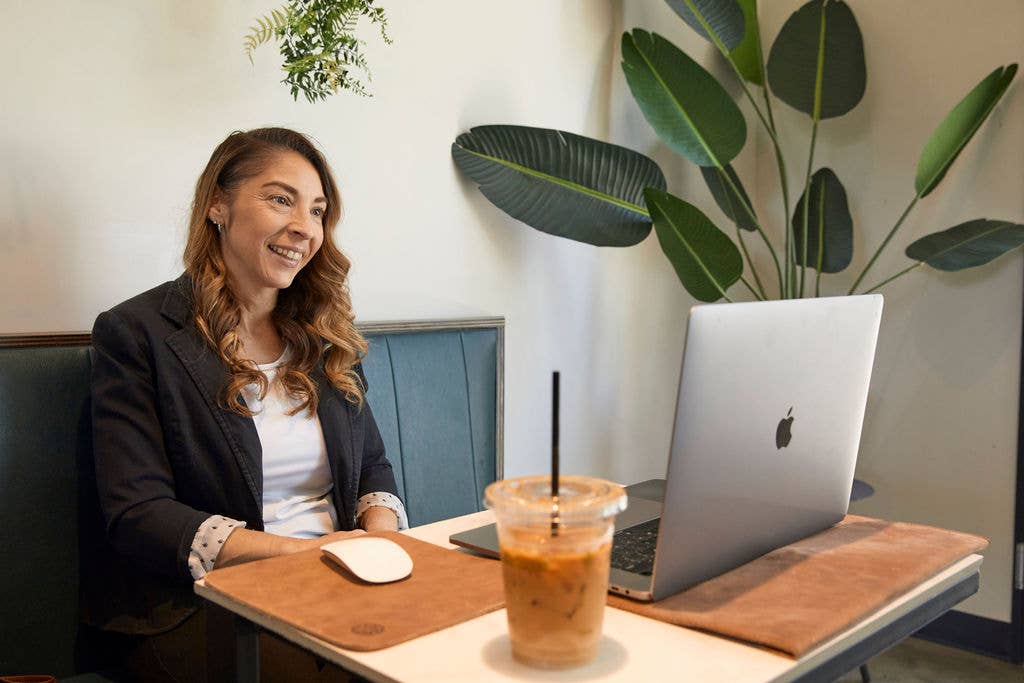 Lazarus Artisan Goods - Wholesale Laptop/Tablet Case - Women's - Laptop Sleeve | Leather Goods | Tech Accessory | Unisex Gift8