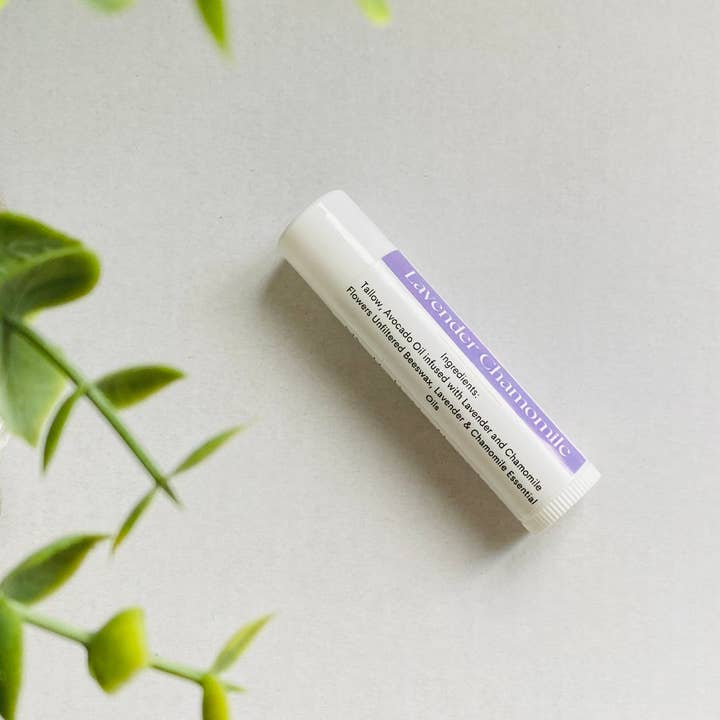 My Holistic Happiness - Vente Baumes à lèvres - Baume à lèvres au suif nourri à l'herbe1