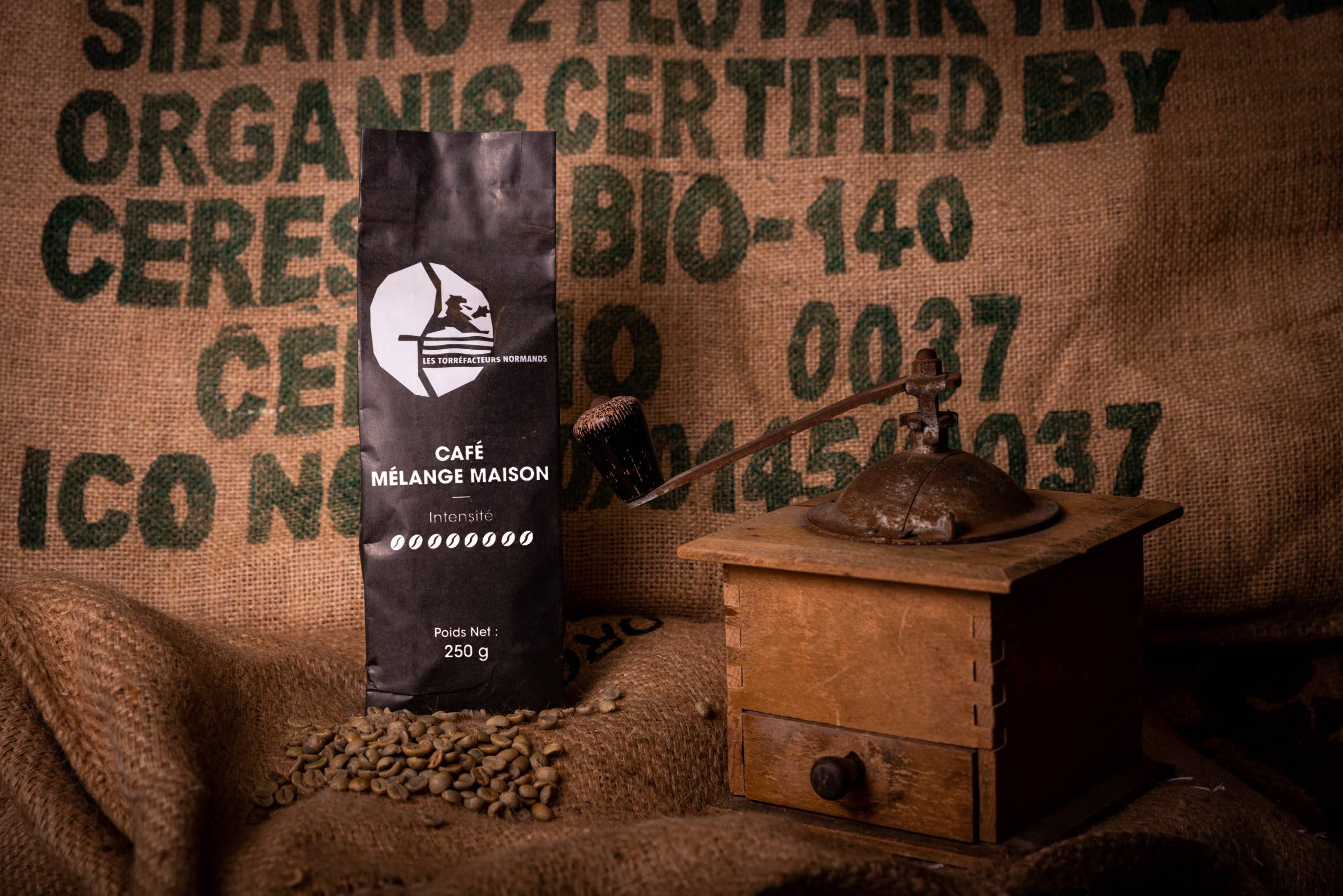 ▻ Café en grano gran selección ECO natural descafeinado ◅ – Tienda Templo  Cafés