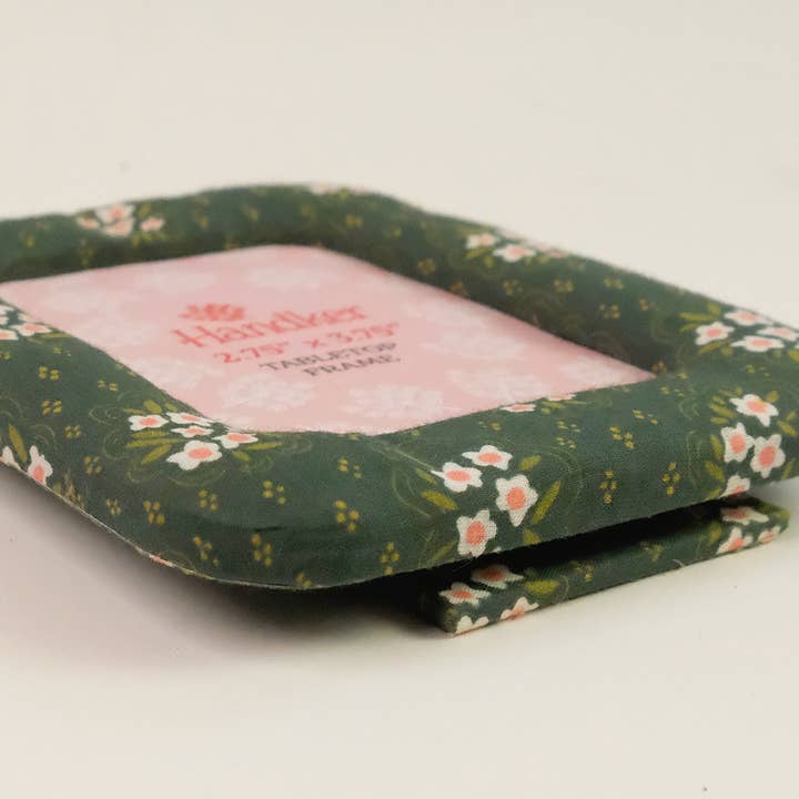 Handker Bandanas - Wholesale Picture Frame - Green Pearl Fabric Desktop Frame 2.75"x3.75"1