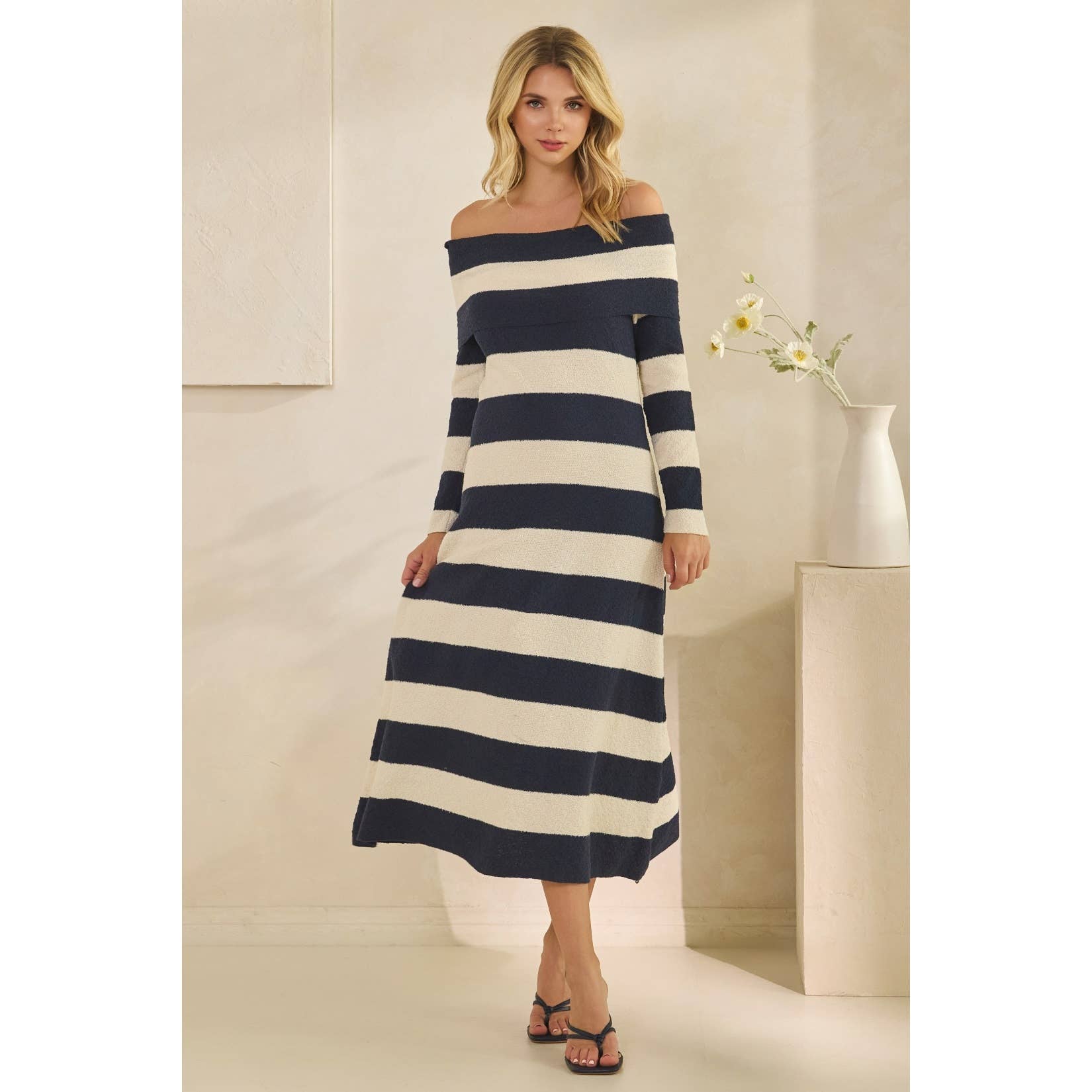 Veveret - Wholesale Dress - Women's - Texture Knit Off-Shoulder Wide Stripe Long Dress 18