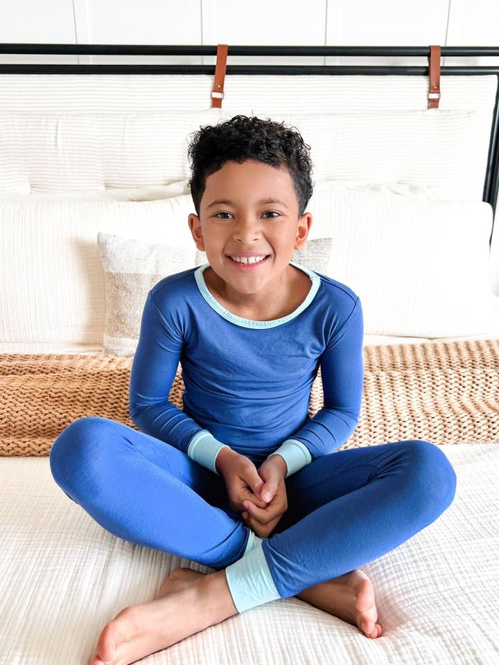 Conjunto de pijama de bambú orgánico azul marino para venta al por mayor de Twinflower Creations