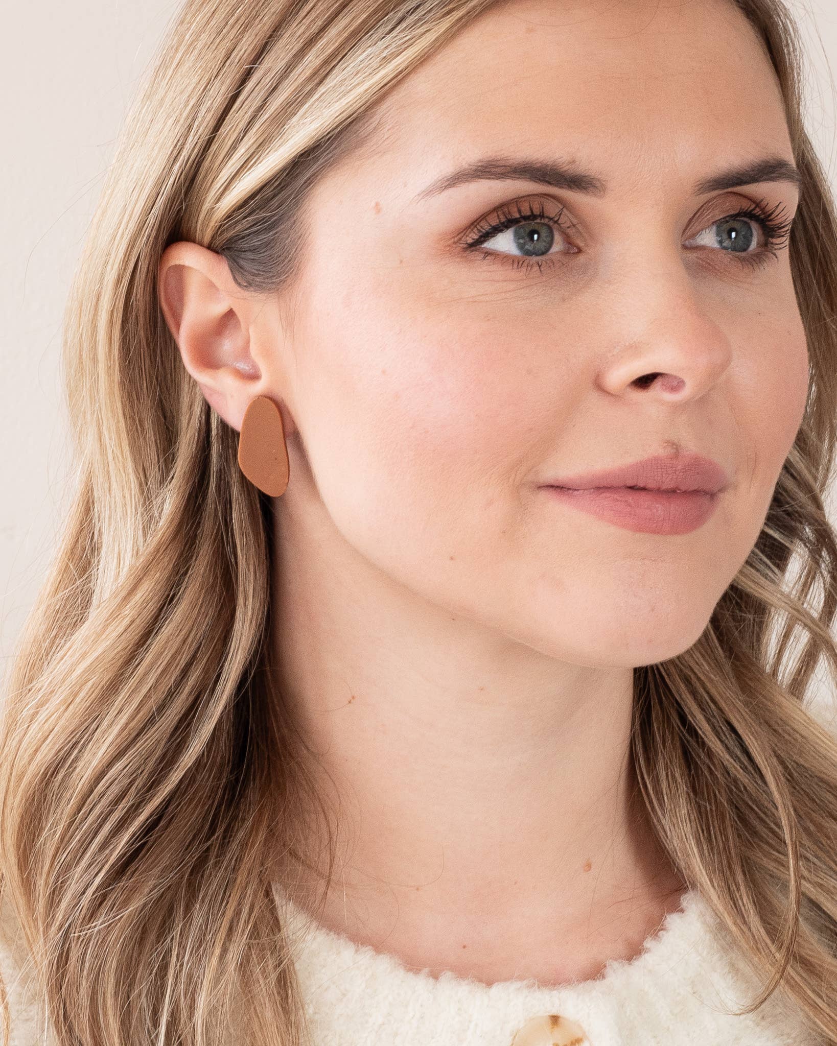 Inimini Homemade – wholesale Solitärörhängen – ekologisk: lång studieresa2