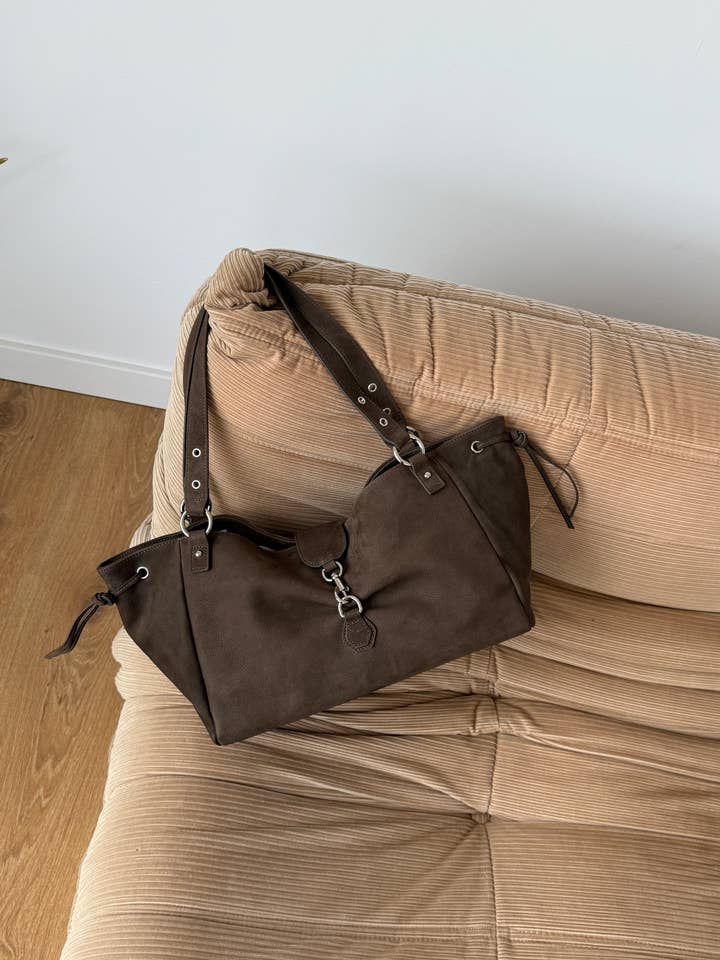 VICTORIA M TAUPE NUBUCK för wholesale av Neuville