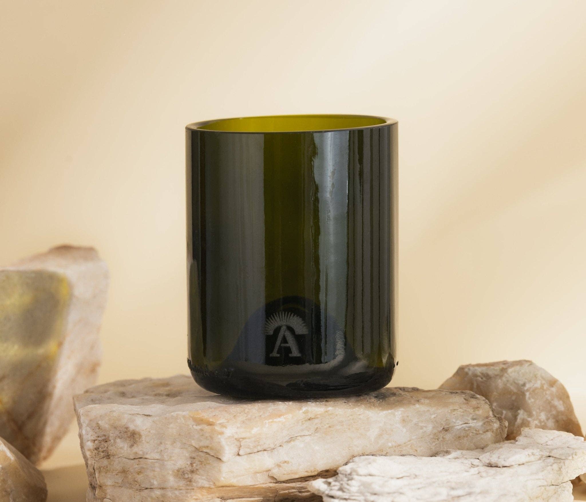 Amarzo – Engroshandel Drikkeglas/kop – Sæt med farvede eller sorte genbrugsglas i glas med blank overflade4