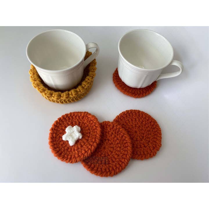 TOMOPOD LLC – wholesale Coasters – Crochet Pumpkin Pie Coaster Set of 4, Halloween Home Decor3