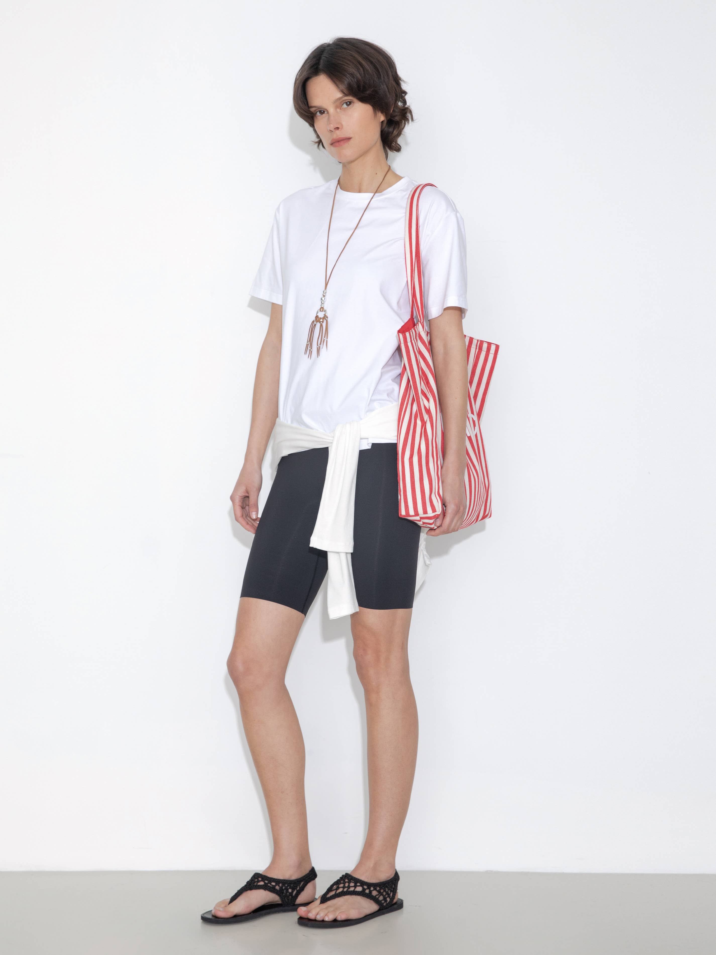 CUBIC – wholesale T-shirt – women's – C BY CUBIC Oversized Crew Neck Solid T-Shirt16