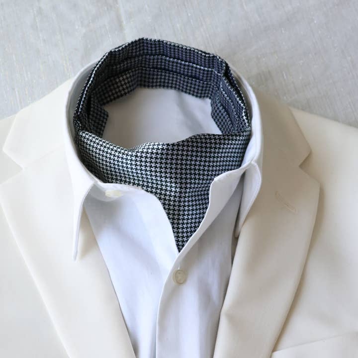 Tie Mood – wholesale Necktie – Men’s – Modern Design Black & White Ascot Tie