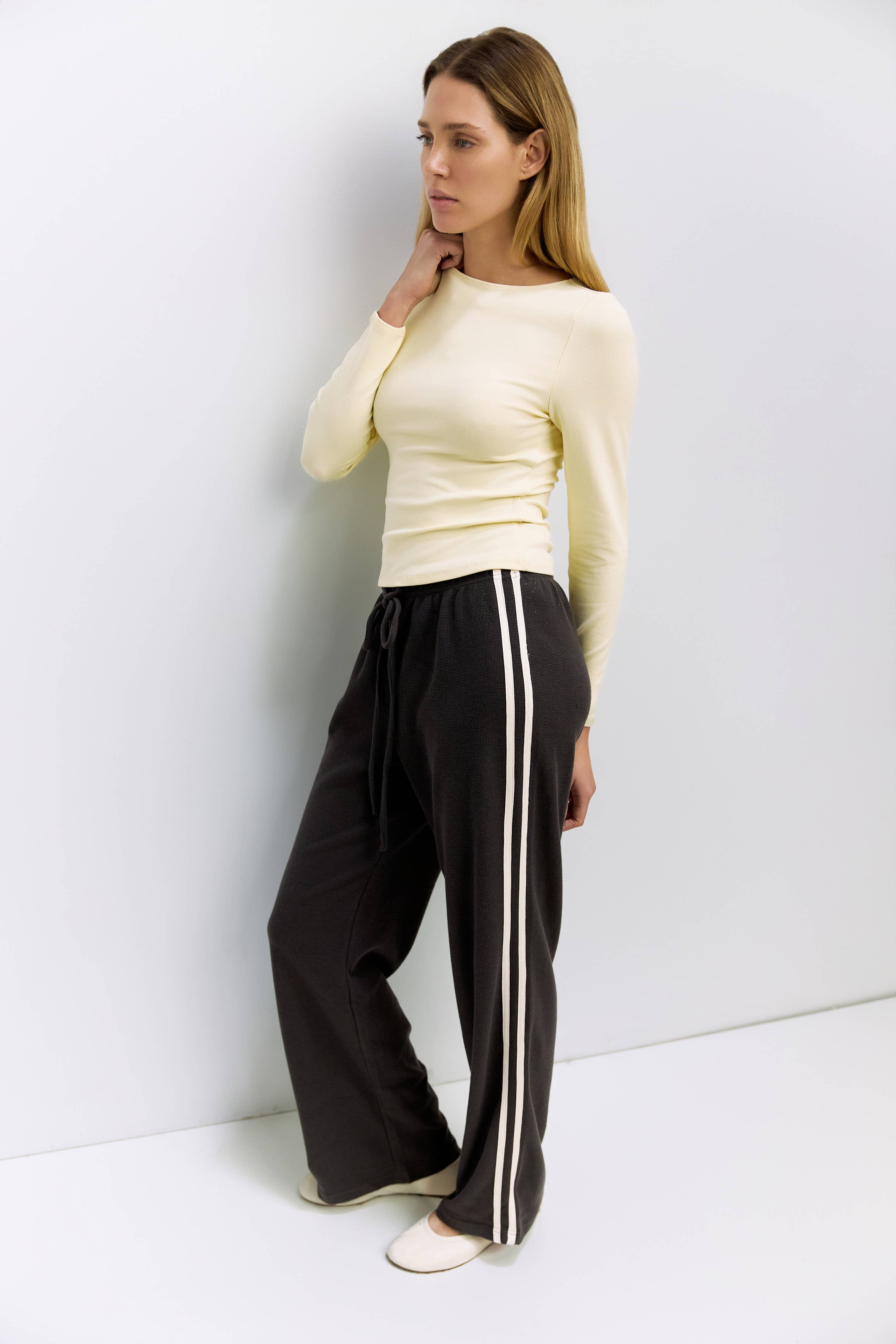 MOD REF - Wholesale Pants - Women's - The Enzo Pants | Women's Wide-Leg Thermal Sport Pants10