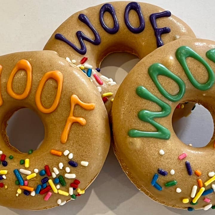 DELCO DOG CO. - Wholesale Pet Treats - Dog - WOOF Doggie Donuts2