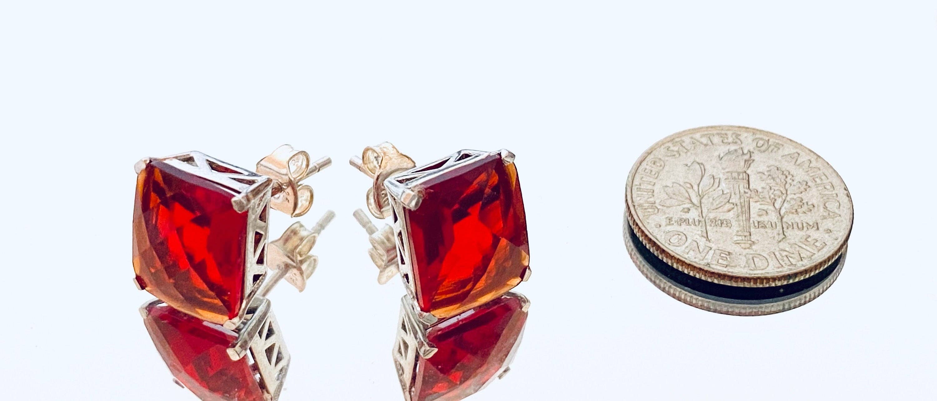 Twan Kee Jewelry - Wholesale Stud/Post Earrings - E40911P Ruby Red Helenite Sterling Silver Studs Earrings1