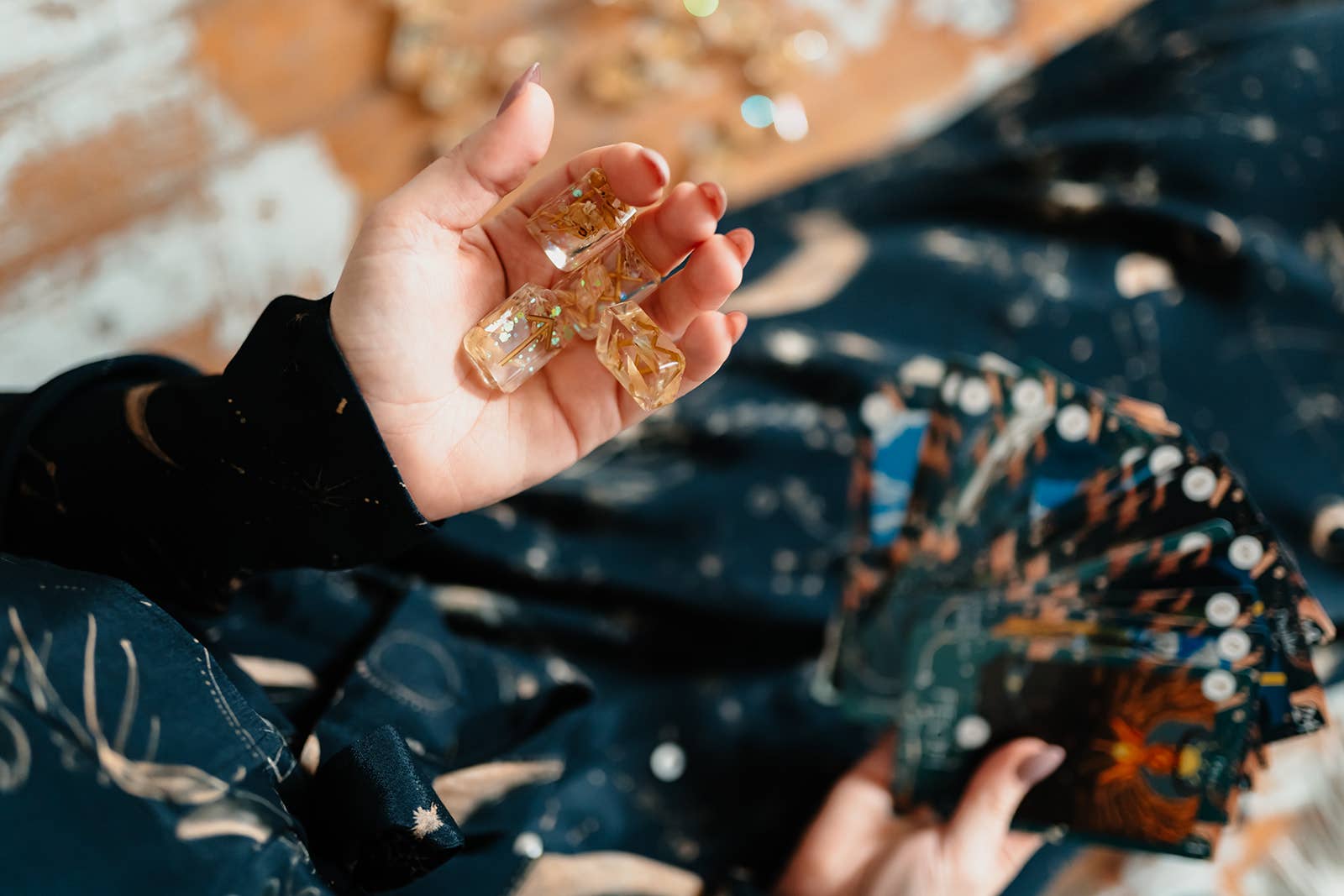 Witches box - Wholesale Tarotkaarten - Het orakel van de runen2