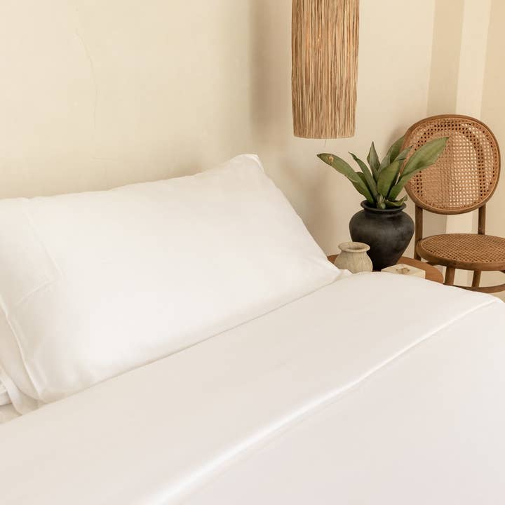 Aeptom - Wholesale Sheet Set - Organic Bamboo Sateen Bed Sheet Set1