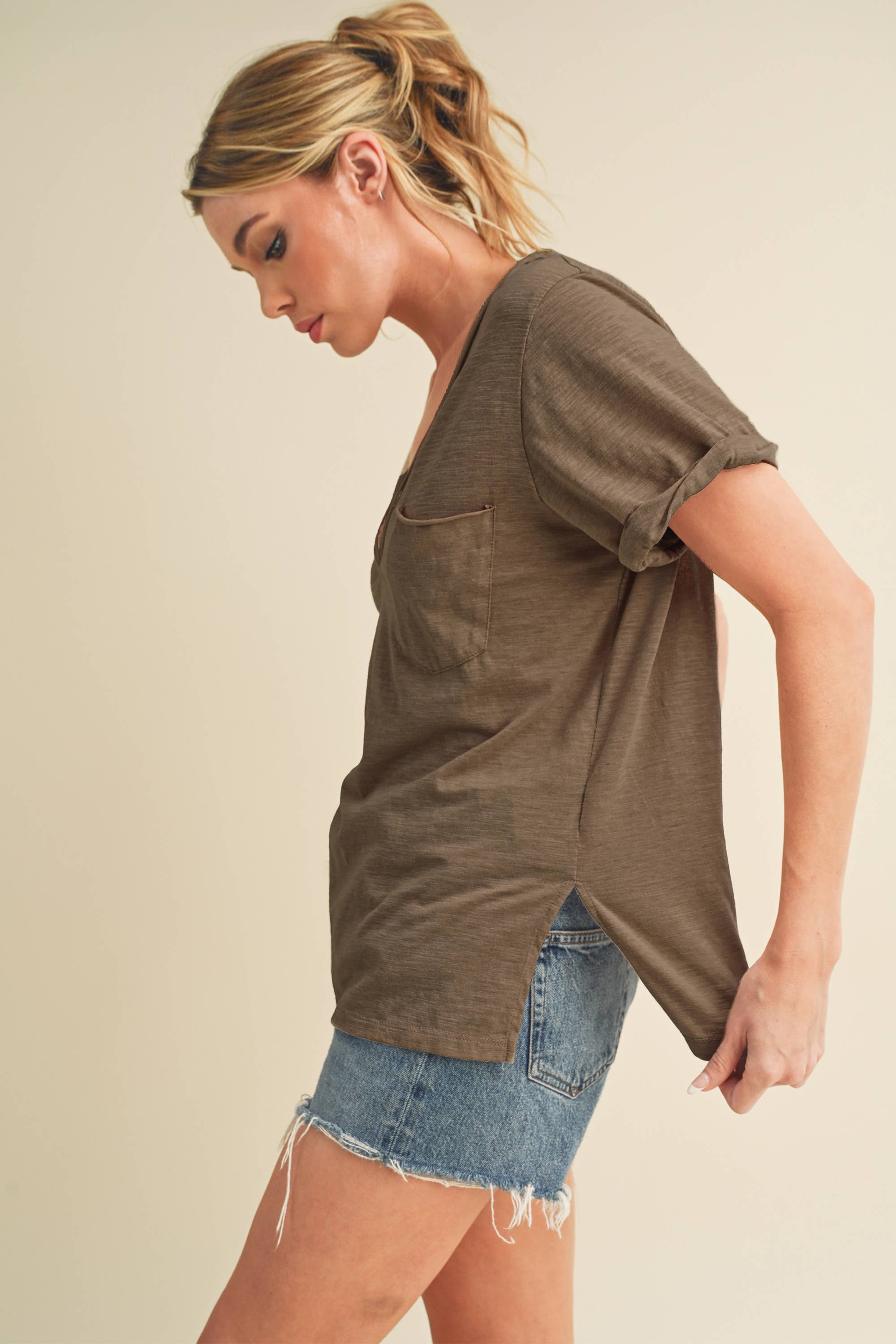 AEMI + CO - Wholesale T-Shirt - Women's - 8286DK Zoie V-Neck Short Sleeve Top10