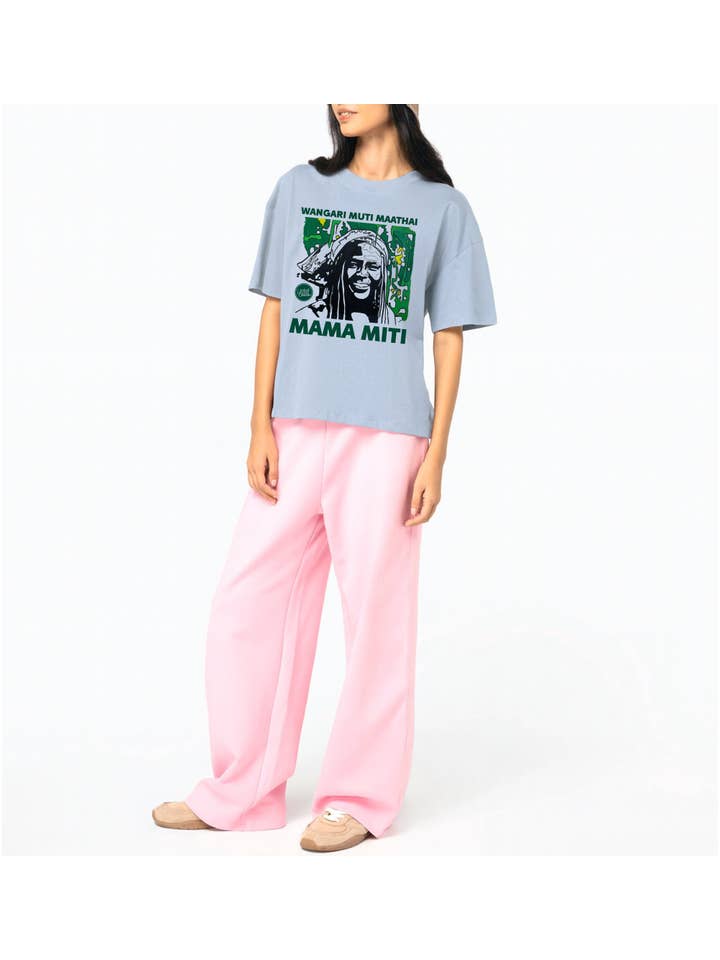 UNITED SOULS - Wholesale Screen Printed T-Shirt - Women's - Wangari Muta Maathai I Women's Oversized T-shirt1