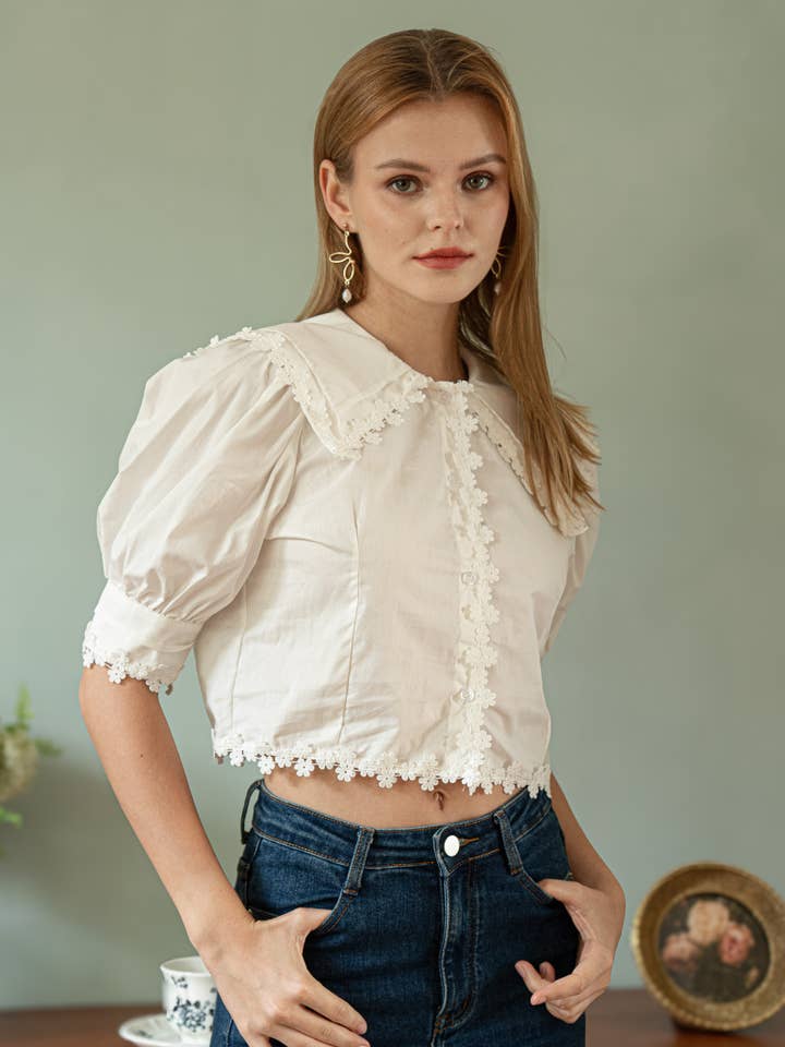 ROSIE POSIE - Venta al por mayor Blusa - Mujer - Blusa vintage con encaje floral y mangas abullonadas1