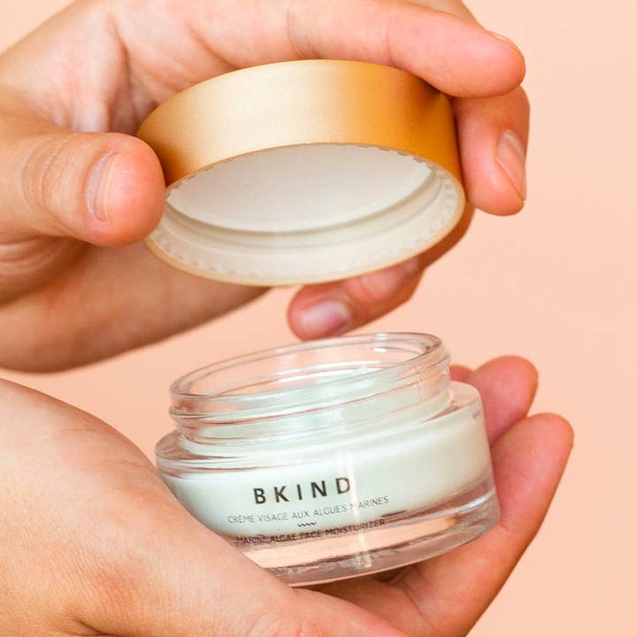 Balancing & hydrating marine face moisturizer with Algae for wholesale by BKIND