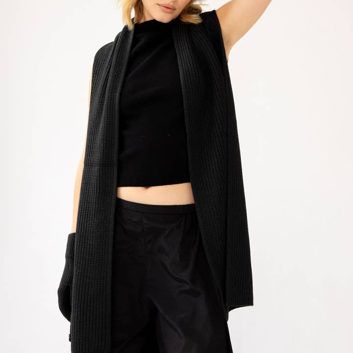 Arctic Fox & Co. - North America - Wholesale Scarf - Women's - Recycled Bottle Scarf - Black Onyx8