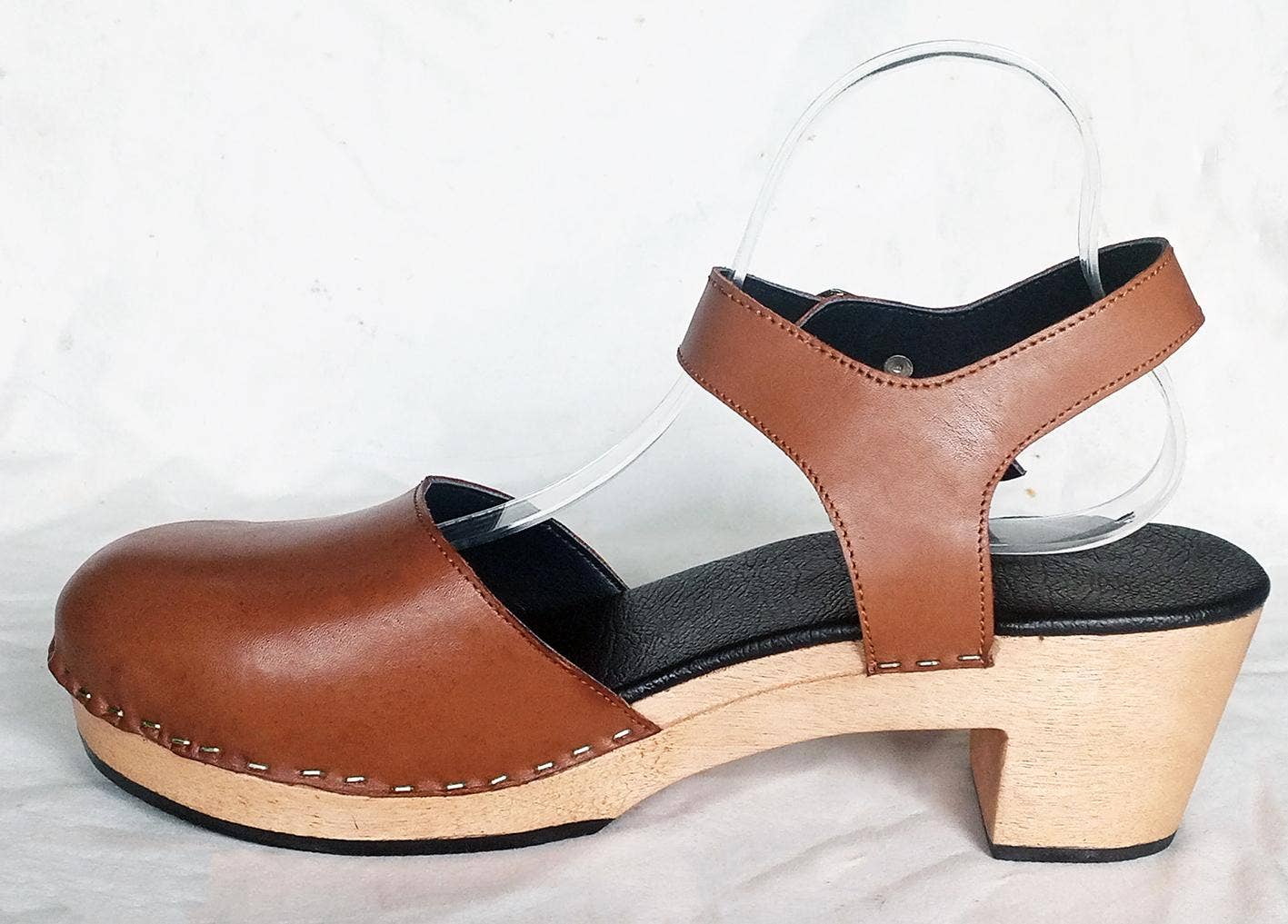 OMES - Wholesale Clogs - Women's - Kamil: Swedish Mary Jane Clogs In Genuine Leather7
