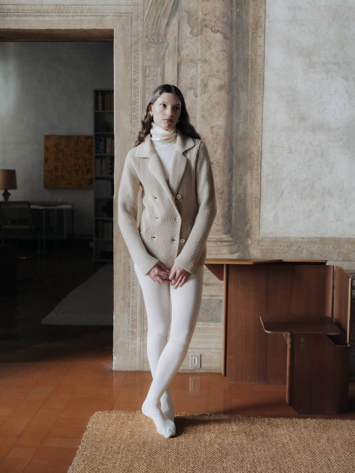 Lèmme - Wholesale Jacket - Women's - Pure Cashmere 'Bar' Jacket4