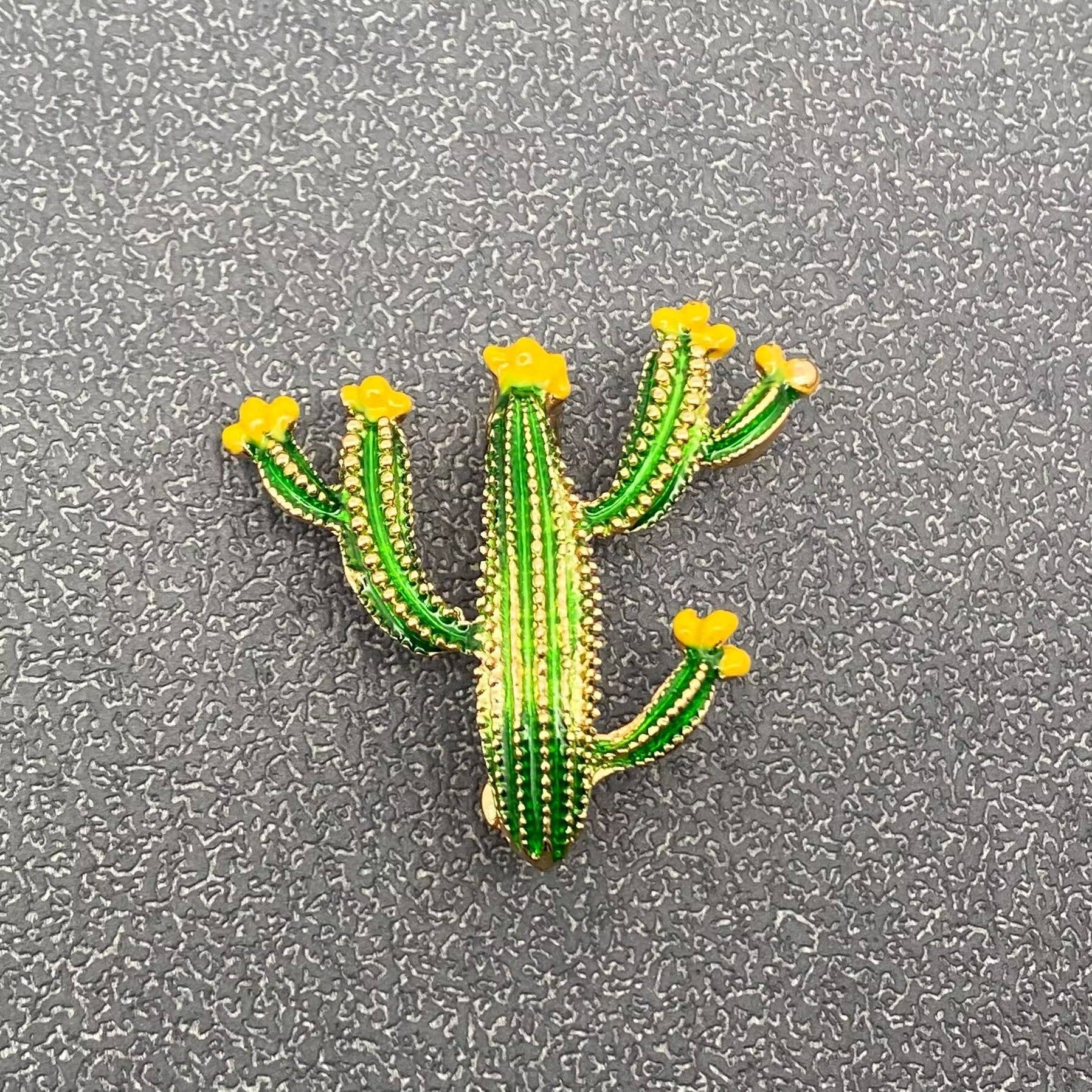 Mio Queena - Wholesale Brooch - Enamel Cactus Brooch