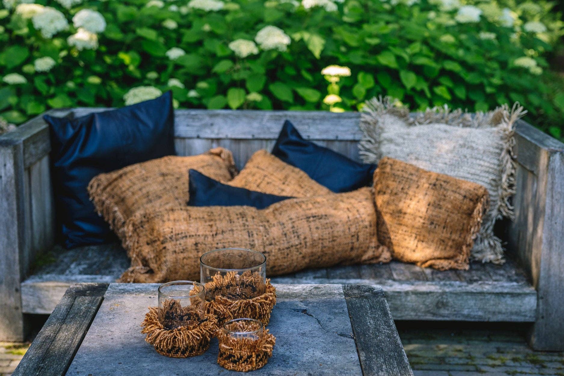 Bazar Bizar Living - Vente Bougeoirs - Bougeoir The Oh My Gee, noir cannelle, L3