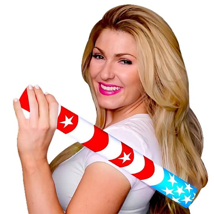 Blinkee.com, LLC – Großhandel Flagge – Cheer Stick, 7-farbiger Schaumstoff, US-Flagge, 4. Juli