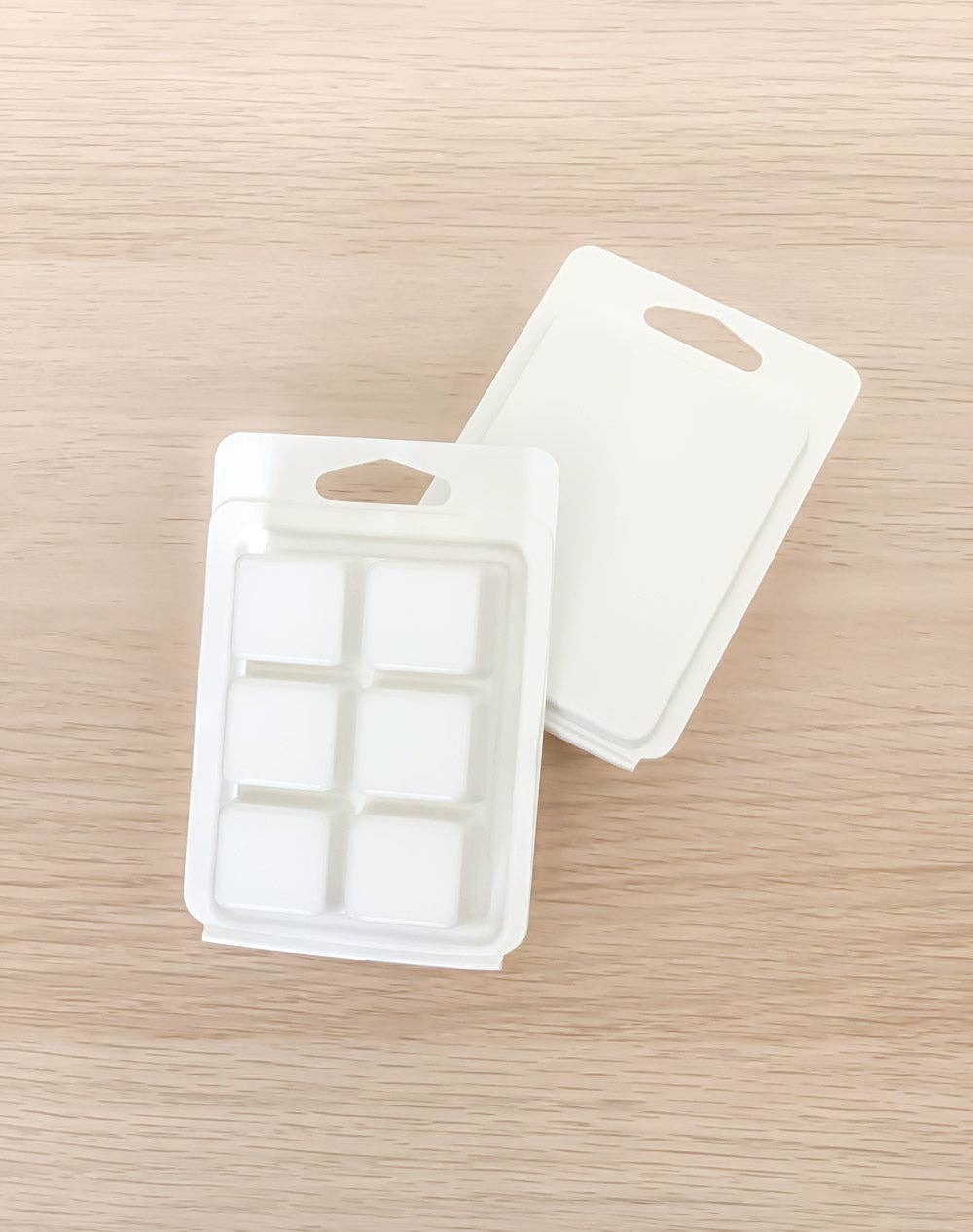 Mixie Market - Wholesale Wax Melt - Matte White Wax Melt Clamshells | 12 pk