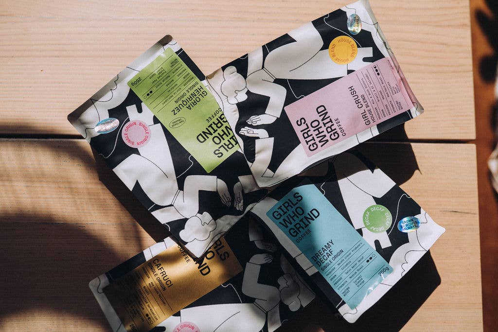 Girls Who Grind Coffee - Venta al por mayor Café en grano - Granos de café descafeinado Dreamy Decaf de Racafe Crecer, Colombia7