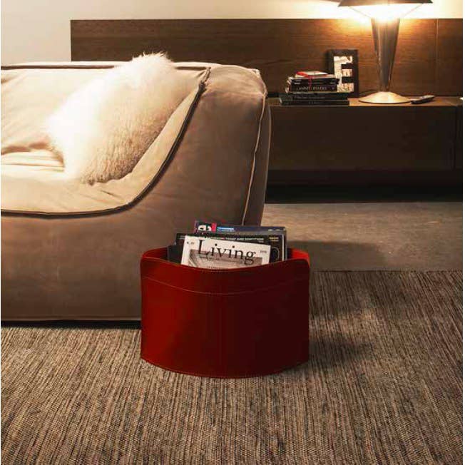 LIMAC Design - Wholesale Belt Bag - Women's - GIUSY leather magazine rack