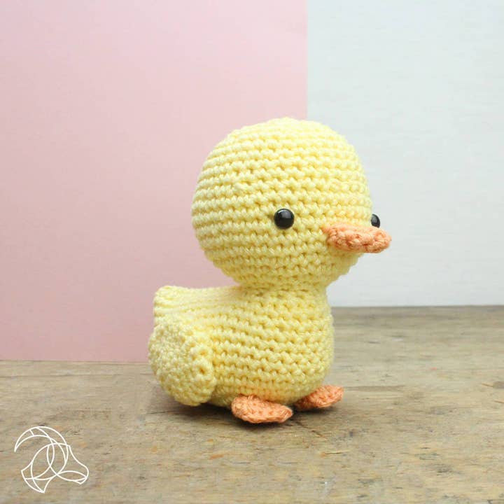 Hardicraft USA - Wholesale Knitting/Crochet Supplies - DIY Crochet Kit - Kiki Duck