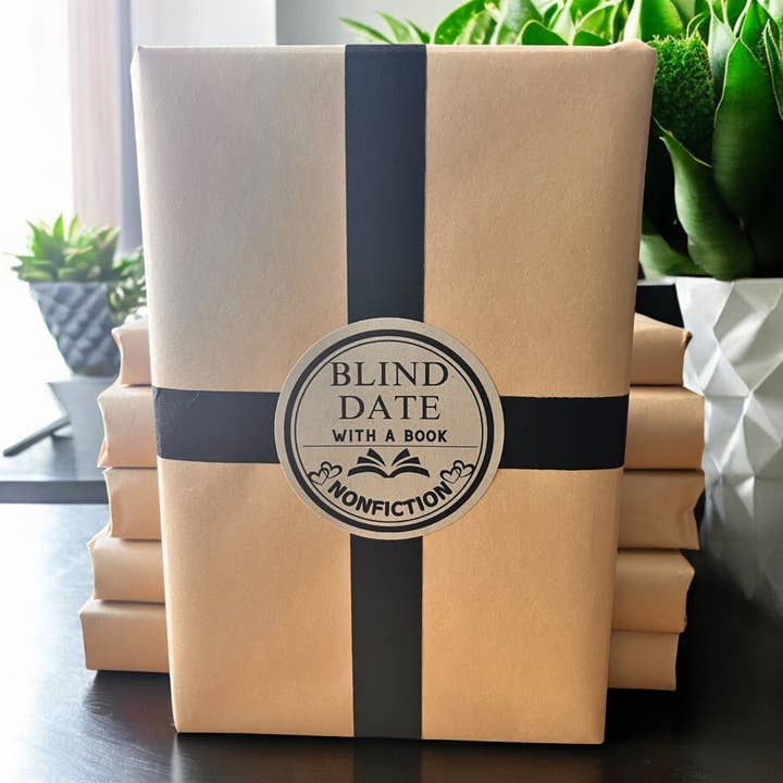 Nefer Designer Candles & Home Decor - Wholesale Crafts, Hobbies & DIY - Blind Date with a Book | A Bookish Gift Adventure2